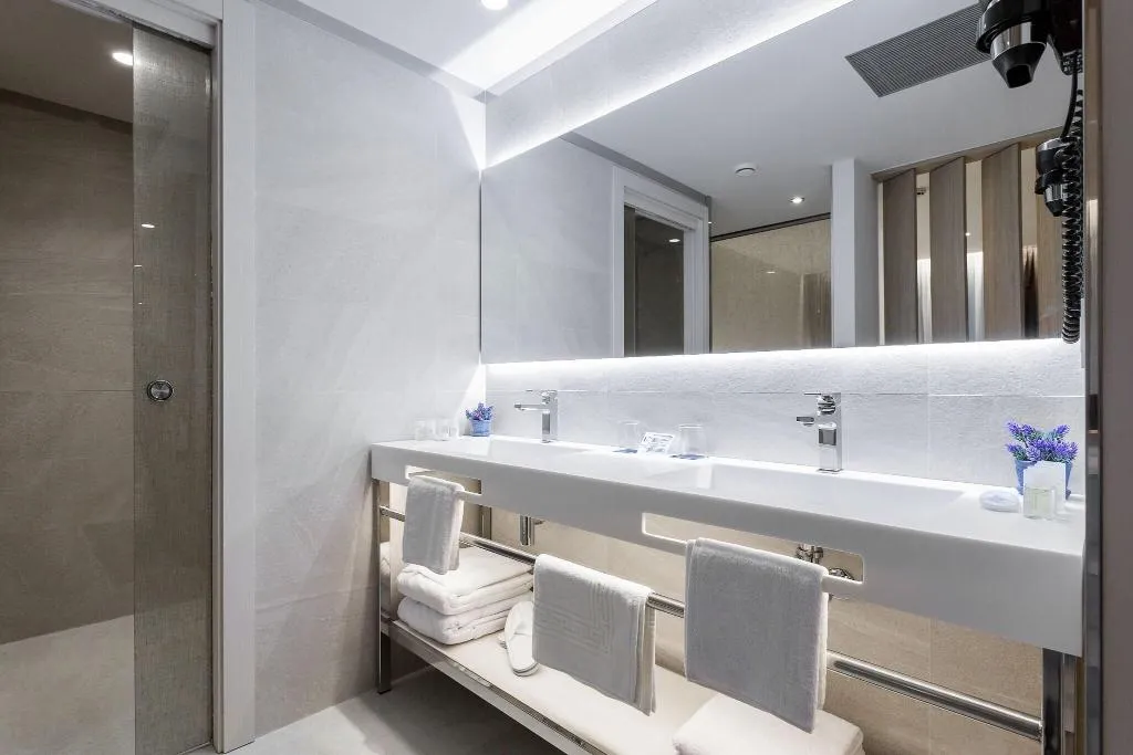 JUNIOR SUITE WITH DOUBLE BED Room, Indalo Park, Costa Brava