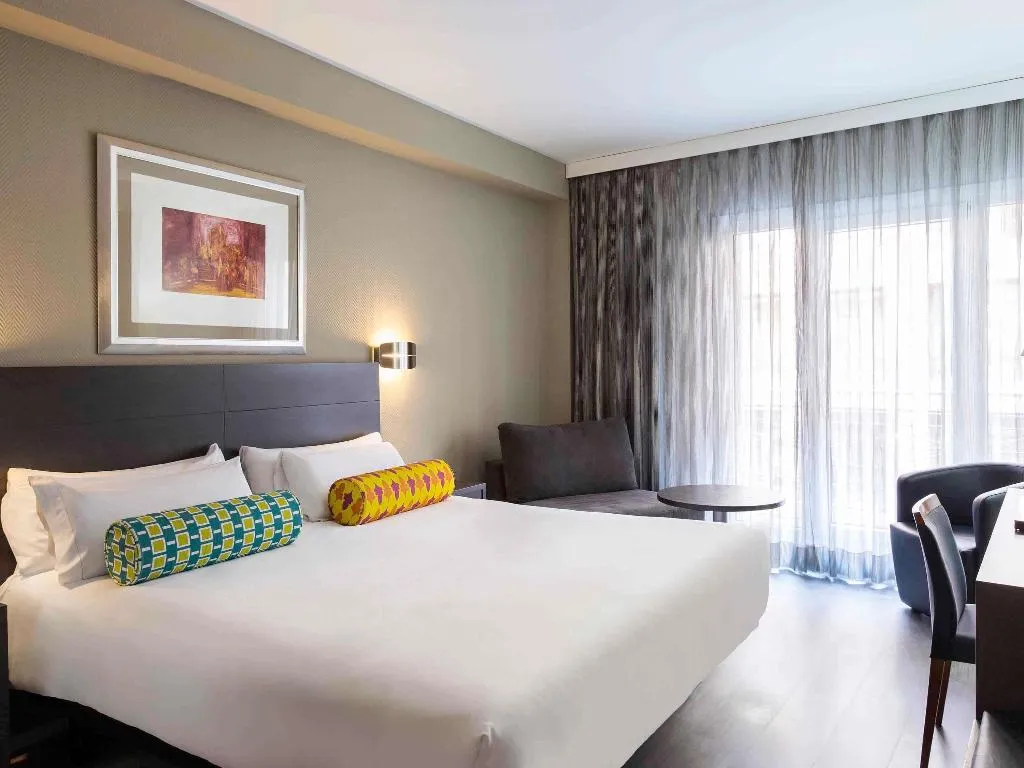 Double or Twin SUPERIOR Room, Mercure Madrid Centro, Madrid