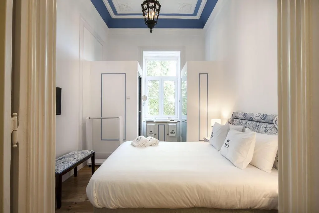 DOUBLE QUEEN SIZE BED Room, Casa do Príncipe, Lisbon