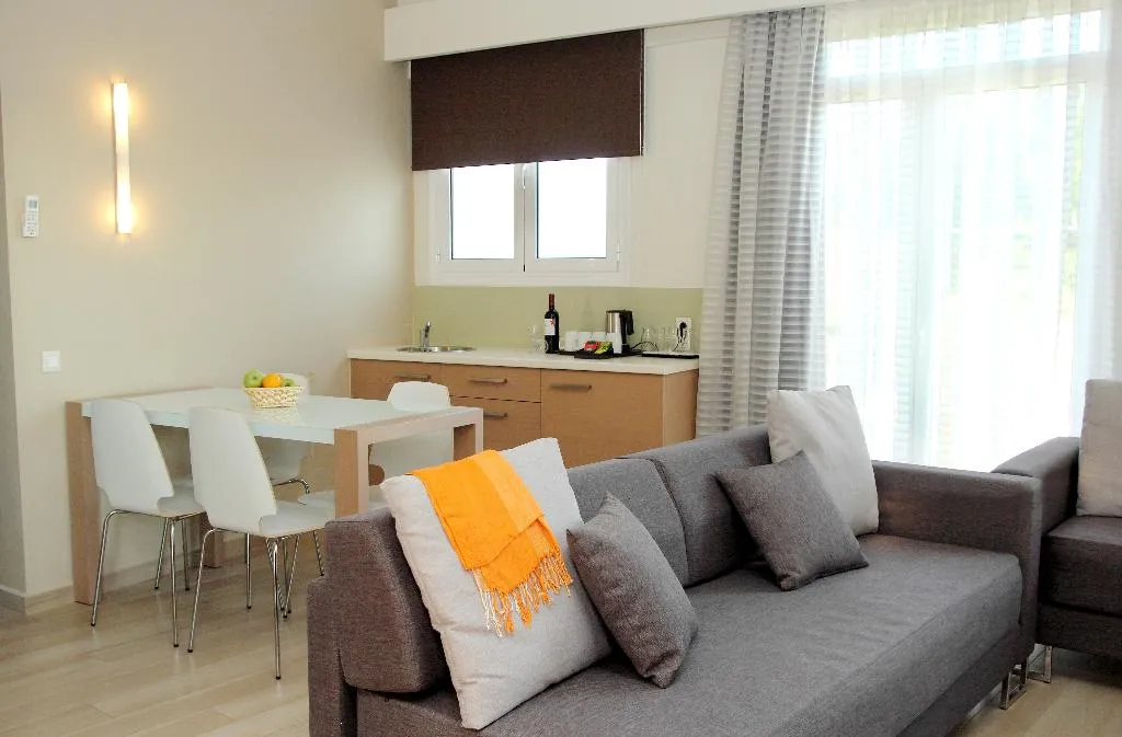 JUNIOR SUITE SEA VIEW Room, Renieris Hotel, Crete