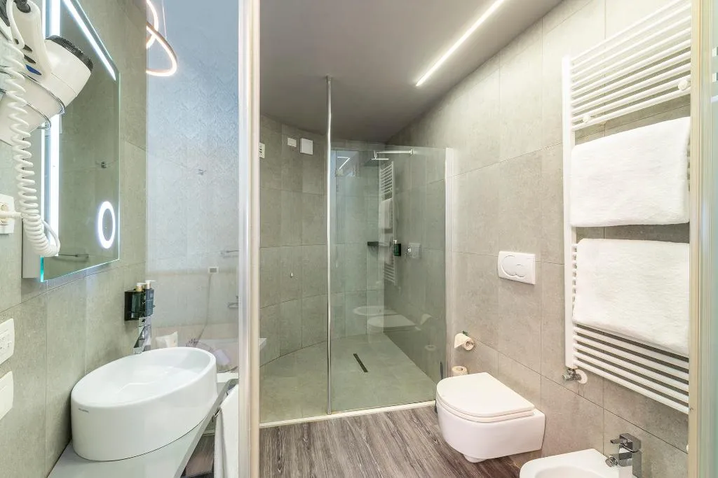 JUNIOR SUITE ANNEX Room, Mo.Om Hotel, Milan