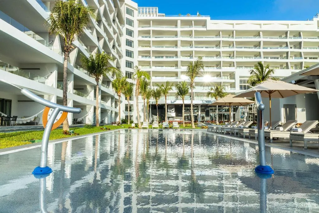 Pool, Garza Blanca Resort & Spa Cancun, Cancun Area