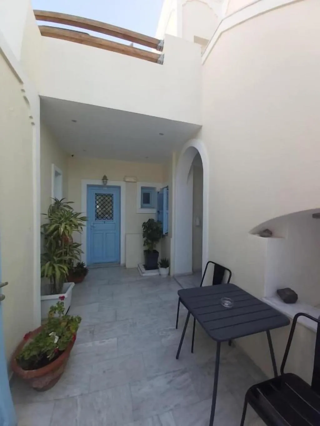 General view, Villa Roussa, Santorini
