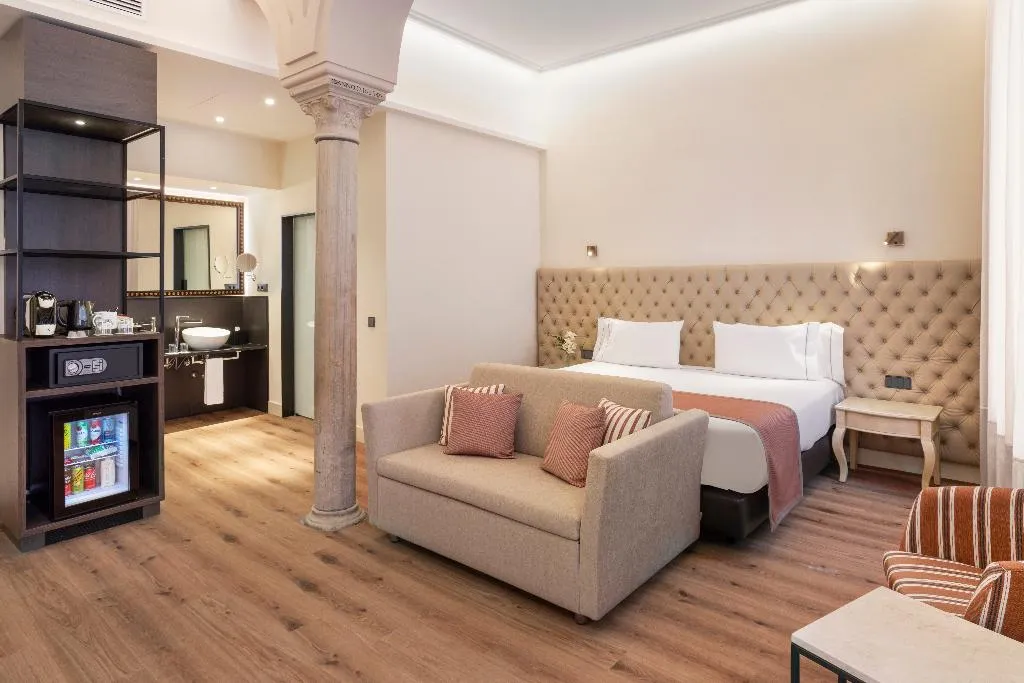 JUNIOR SUITE STANDARD Room, Eurostars Sevilla Boutique, Seville