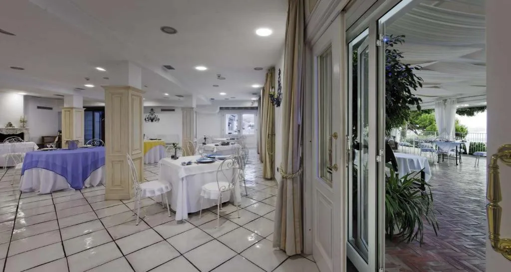 Restaurant, Hotel Villa Poseidon, Naples