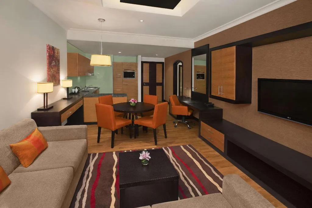 Room, DoubleTree by Hilton Hotel & Residences Dubai Al B, Dubai