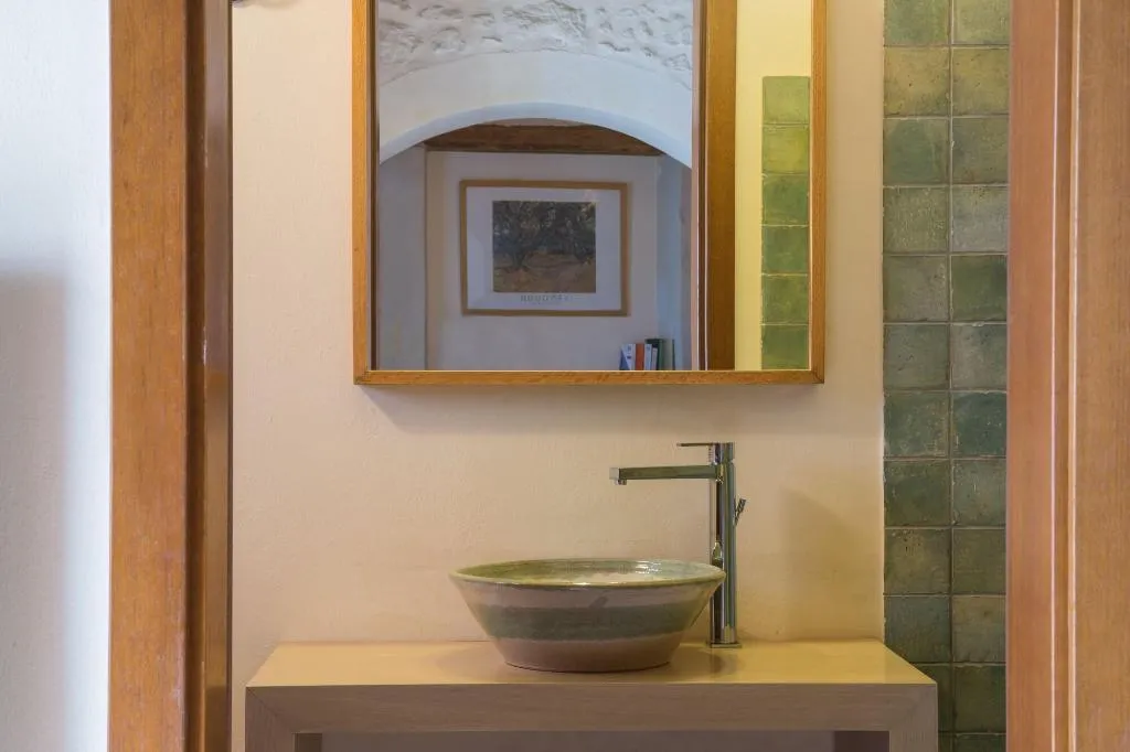 Room, Kapsaliana Village Hotel, Crete