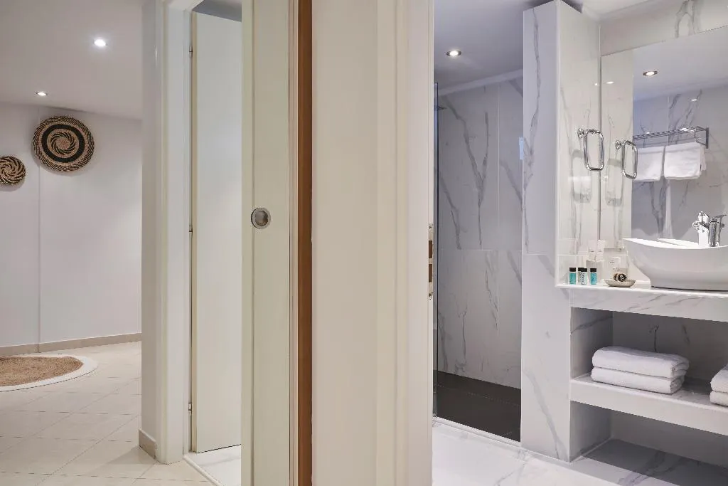 SUITE SEA VIEW Room, Xenia Poros Image, Athens