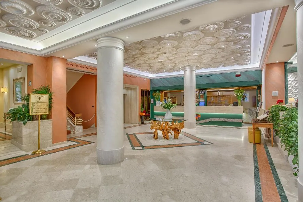 Lobby, Grand Hotel Adriatico, Florence
