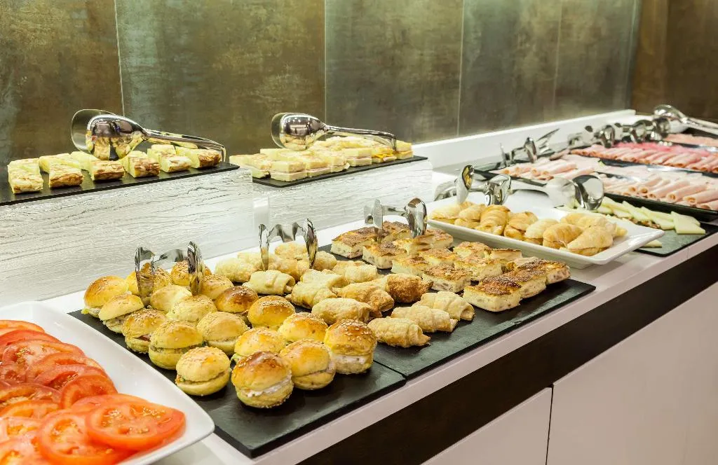Restaurant, Ilunion Suites Madrid, Madrid