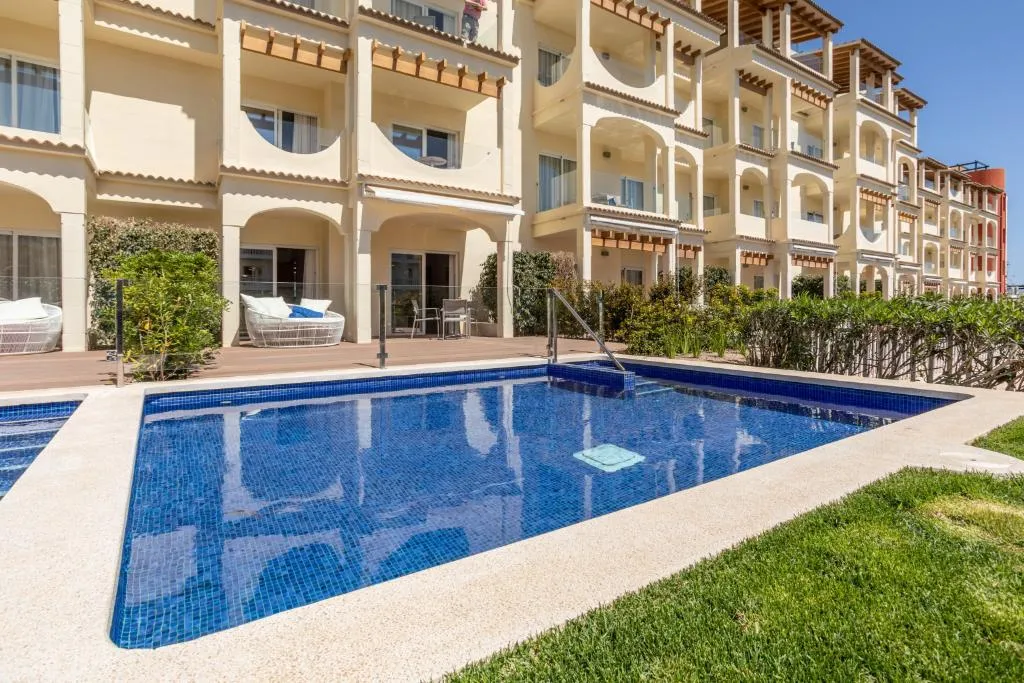 APARTMENT CAPACITY 2 Room, Zafiro Bahia, Majorca
