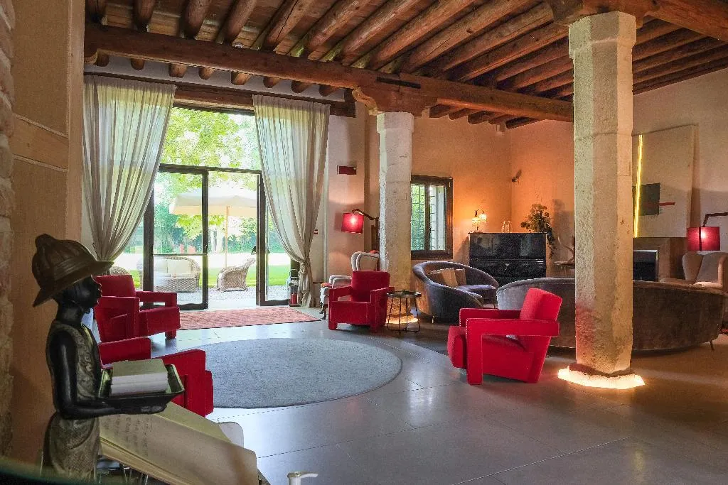 Lobby, La Barchessa di Villa Pisani, Venice