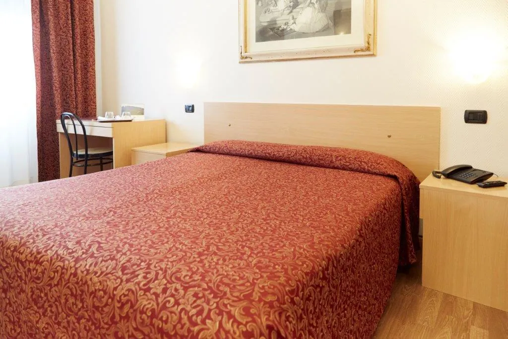DOUBLE STANDARD Room, Hotel Villa Adele, Venice