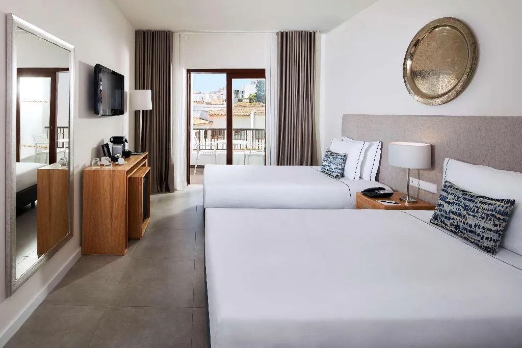 DOUBLE SINGLE USE SUPERIOR Room, NH Lagos Algarve Resort, Algarve
