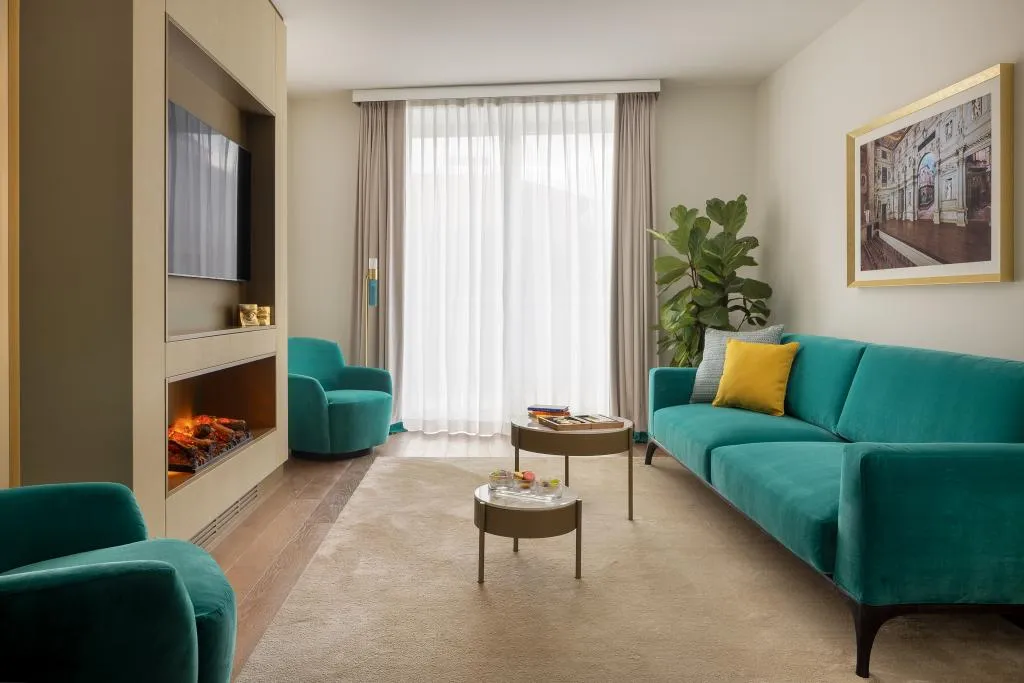 APARTMENT DELUXE TWO BEDROOM Room, Teatro Luxury Apartments Firenze, Florence
