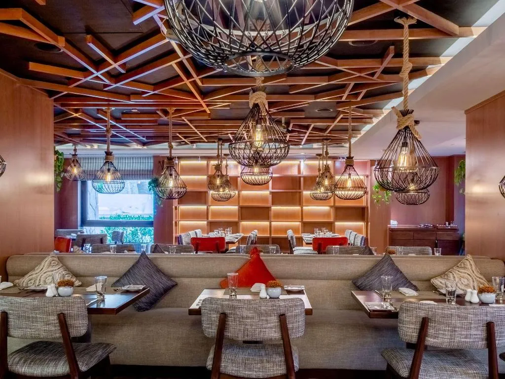 Restaurant, Sofitel Dubai The Palm, Dubai