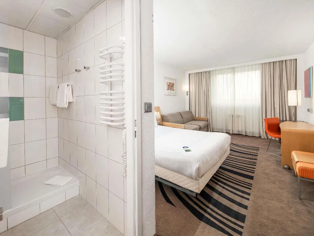 TWIN SUPERIOR Room, Novotel Krakow City West, Krakow
