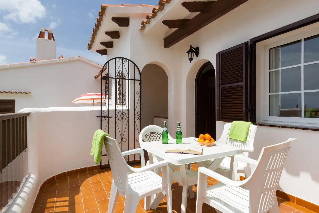 APARTMENT TWO BEDROOMS Room, Son Bou Playa Gold, Menorca