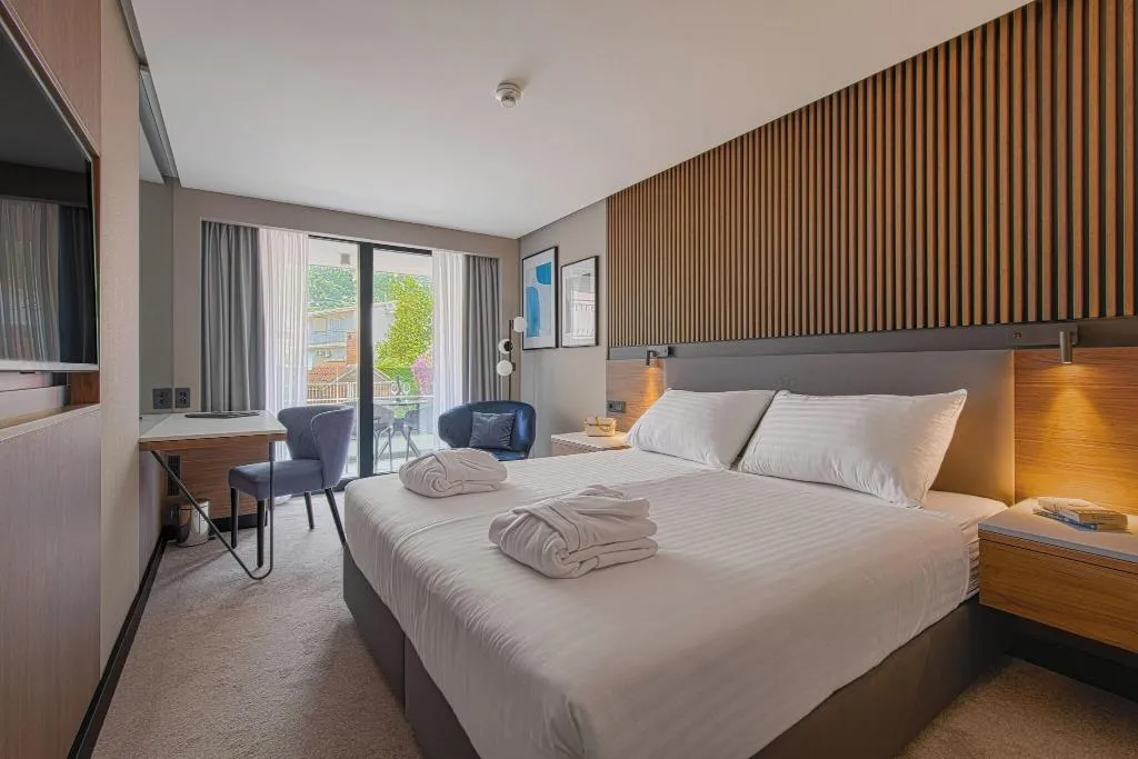 SUITE QUEEN SIZE BED Room, Boutique hotel NOEMIA, Split