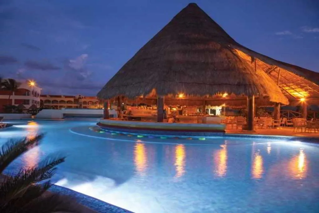 Pool, Hard Rock Hotel Riviera Maya Heaven Section AI, Cancun Area
