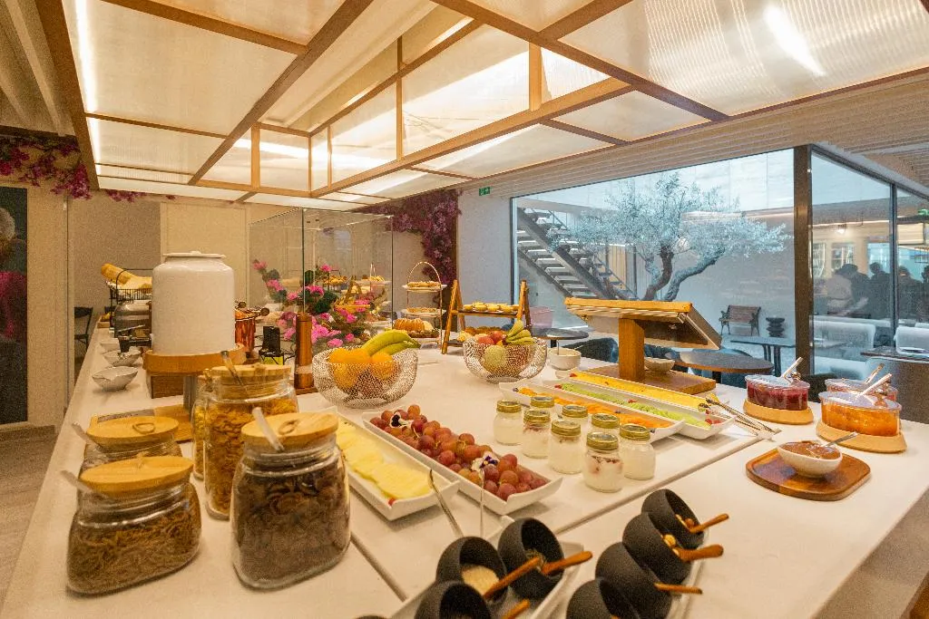 Restaurant, Luster Hotel, Lisbon