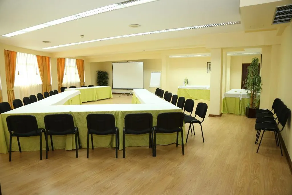 Conferences, MiraCorgo, Porto