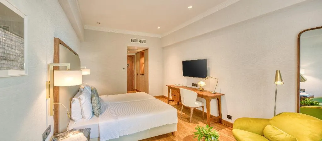 Double or Twin SUPERIOR SIDE SEA VIEW Room, Electra Palace Thessaloniki, Halkidiki