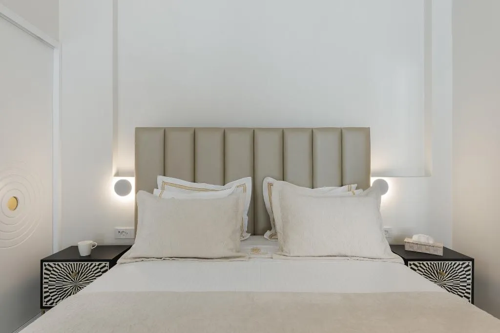 Double or Twin ONE BEDROOM ONE BATHROOM Room, La Madeleine Oia, Santorini