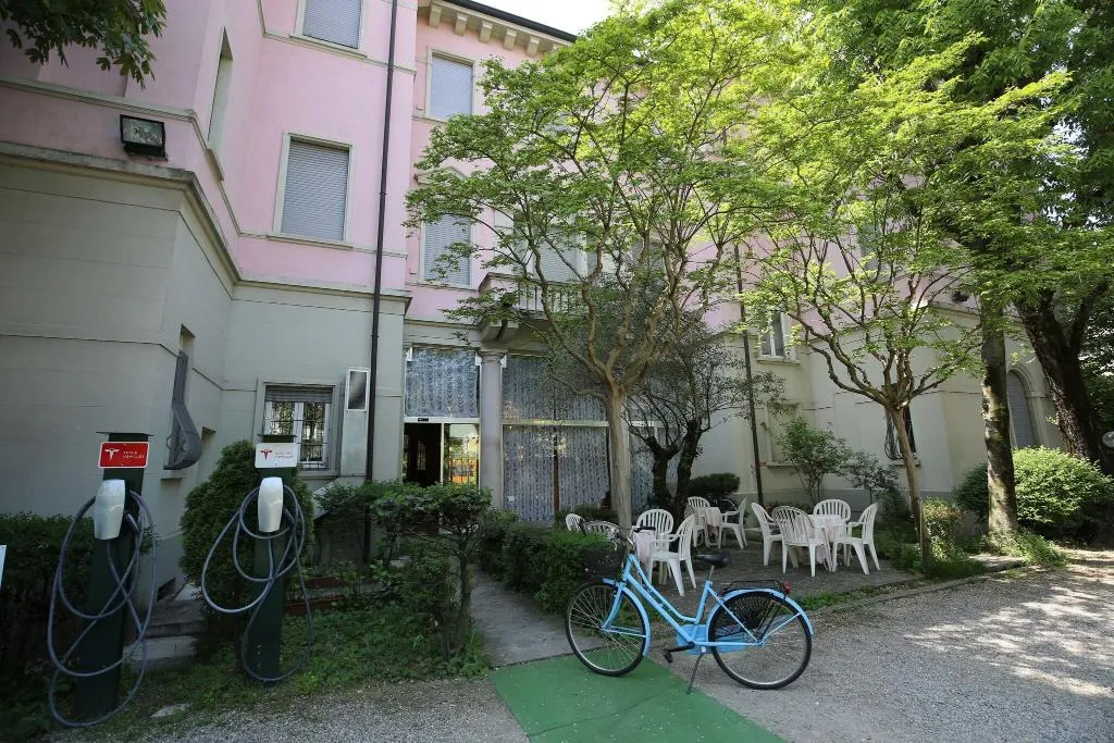 Sports and Entertainment, Montebianco - Mokinba Hotels, Milan