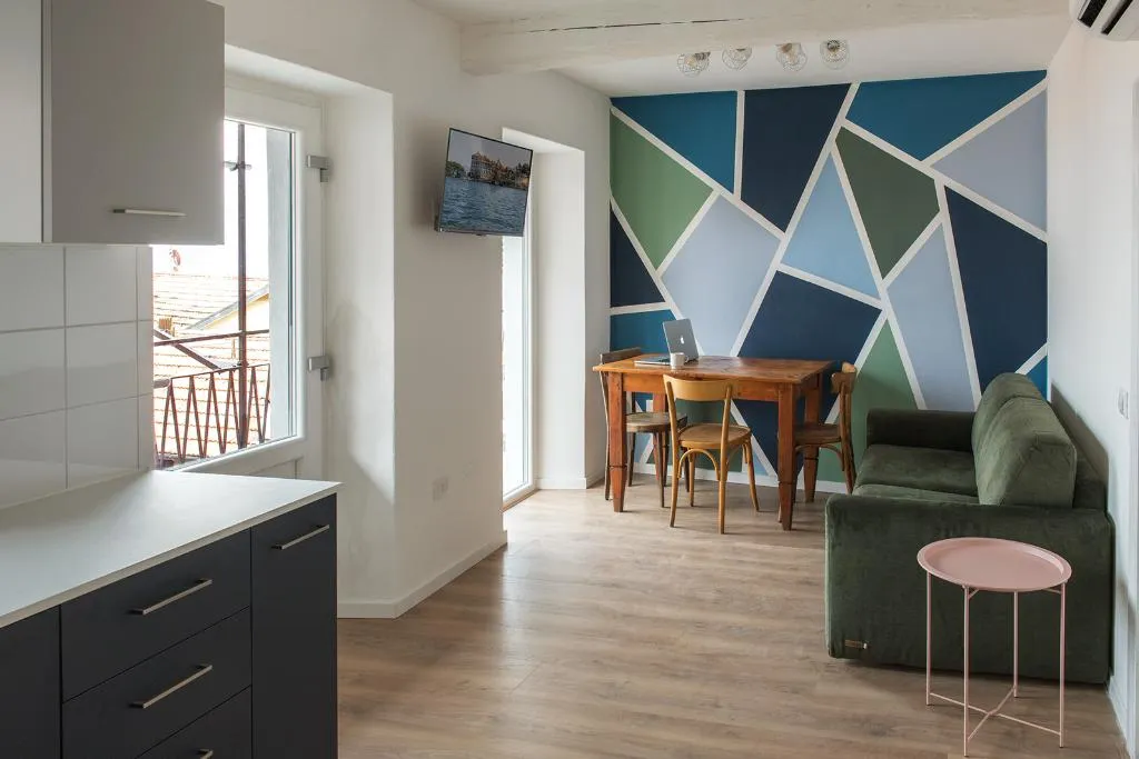 APARTMENT CLASSIC TWO BEDROOMS Room, Stresa Complex Levoasi, Milan