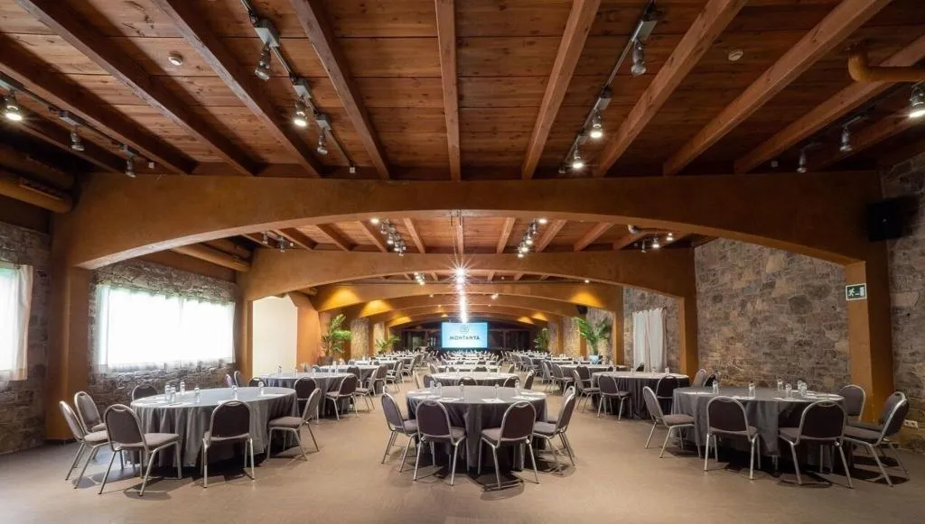 Lobby, Montanya Hotel & Lodge, Costa Brava