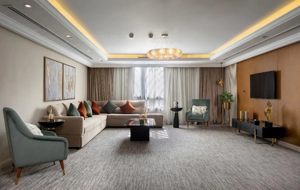 SUITE DELUXE Room, Triumph Luxury Hotel, Cairo