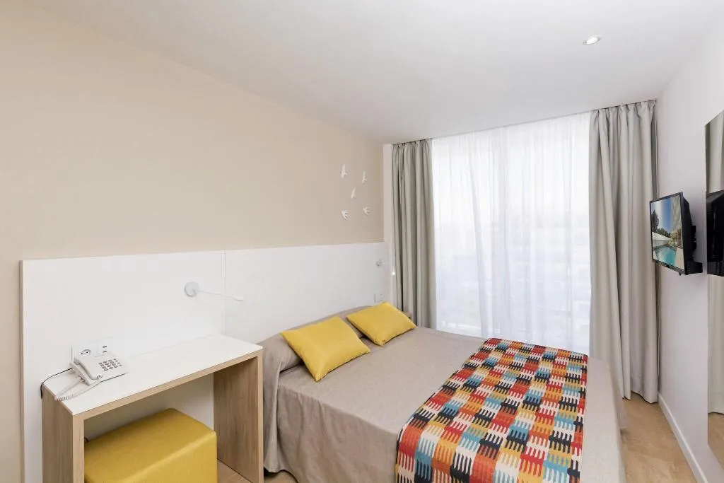 DOUBLE STANDARD Room, HSM Son Verí, Majorca