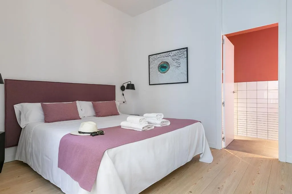APARTMENT CAPACITY 5 ONE BEDROOM Room, Holiday Rentals Los Salados, Seville