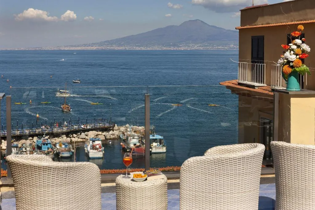 General view, Del Mare, Naples
