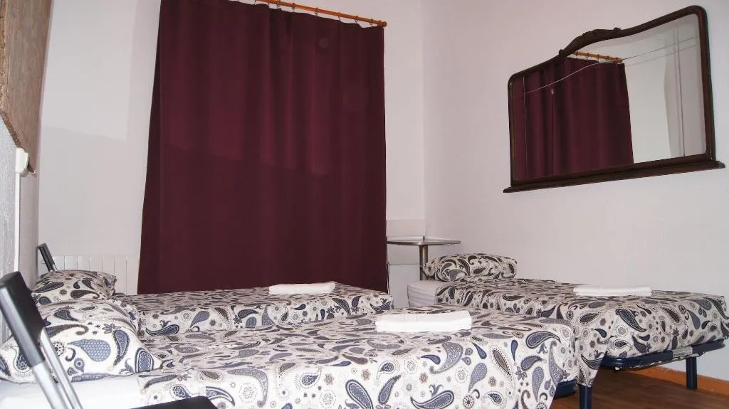 Room, Arosa, Barcelona
