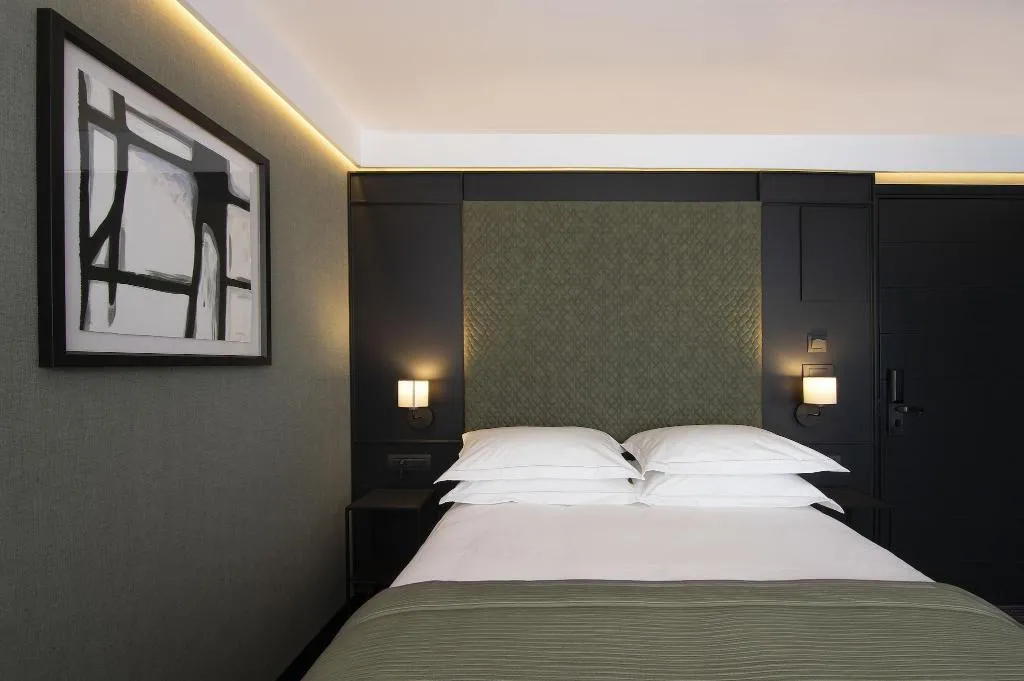 Room, President, Athens