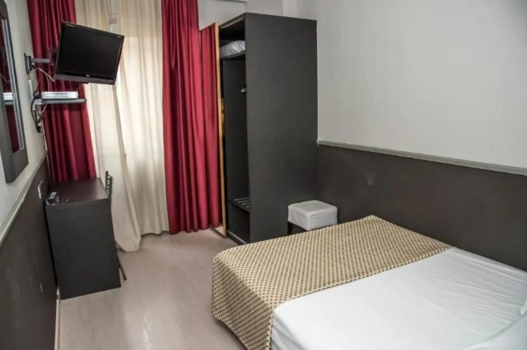 DOUBLE ECONOMY Room, Corallo Milano, Milan