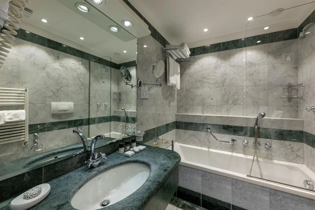 JUNIOR SUITE CANAL VIEW Room, Colombina, Venice