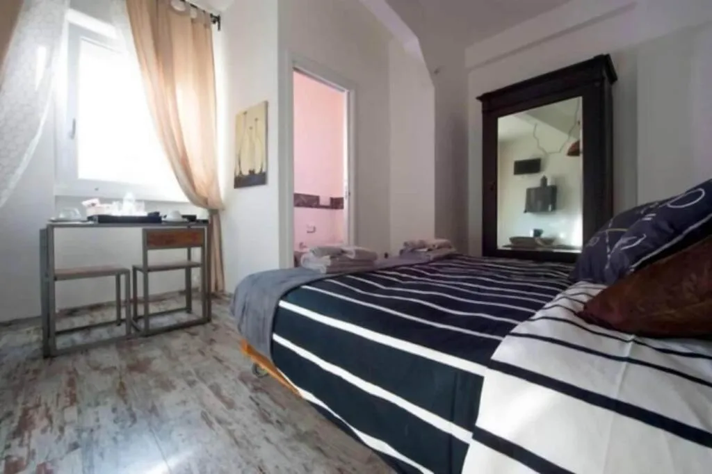 Room, Letto E Latte, Naples