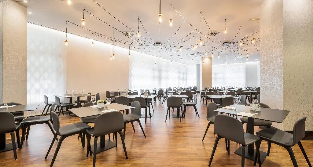 Restaurant, Ilunion Pio XII, Madrid