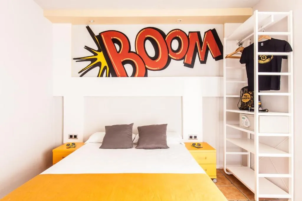 Double or Twin WITH TERRACE Room, Ten Hostel, Ibiza