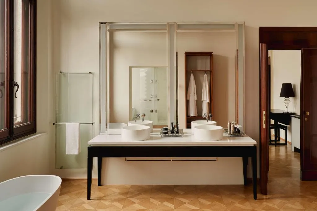 Room STANDARD Room, Aman Venice, Venice