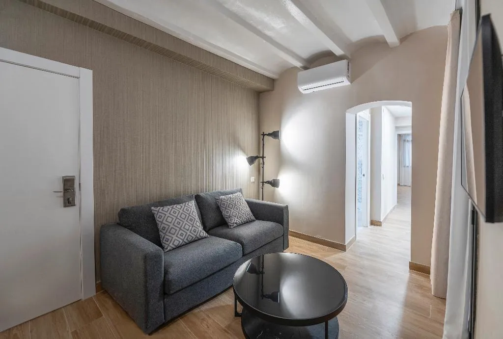 SUITE CAPACITY 5 Room, Hesperia Barri Gòtic, Barcelona
