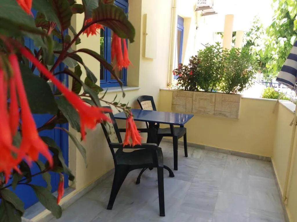 General view, Leonidas Studios & Apartments, Crete