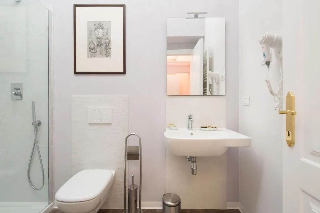 Room, B&B Residenza San Gallo 79, Florence