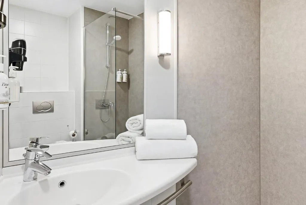 DOUBLE STANDARD Room, B&B HOTEL Barcelona Mataró, Barcelona