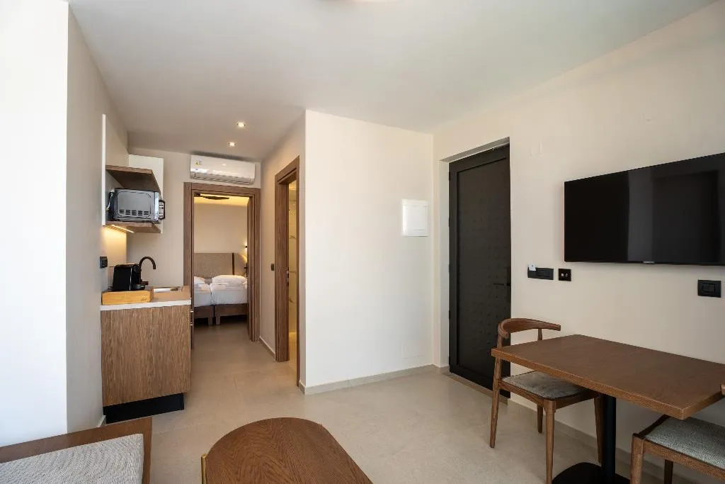SUITE WITH JACUZZI Room, Vaya Suites, Crete