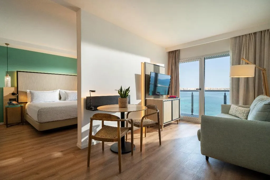 JUNIOR SUITE SEA VIEW Room, Innside Alicante Porta Maris, Costa Blanca