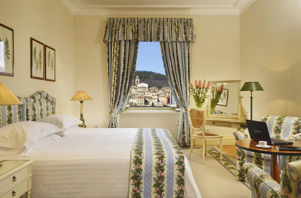 DOUBLE SUPERIOR Room, Grand Palazzo Della Fonte, Rome